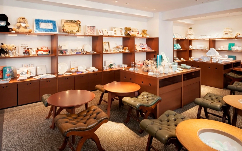 ダイヤモンドシライシ銀座本店の場所と駐車場情報