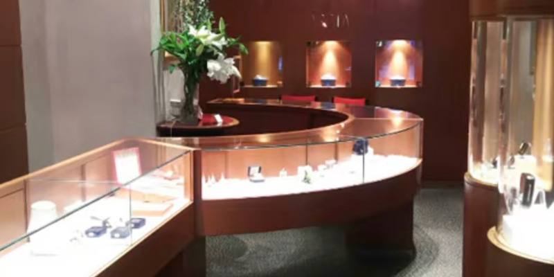 銀座の結婚指輪ブランド「ダイヤモンドシライシ」